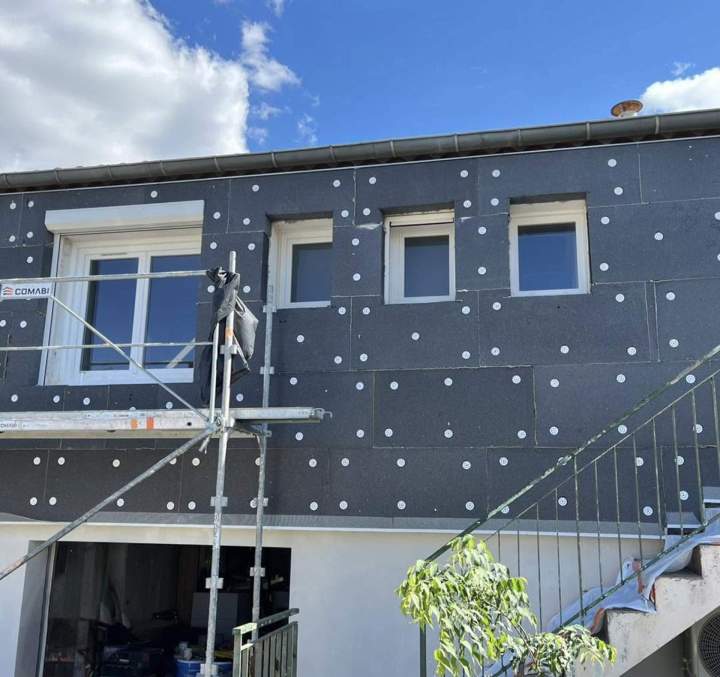Solutions d’isolation extérieure et intérieure des murs Perpignan
